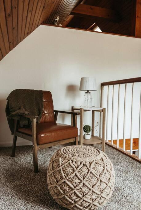 Bluebird Cottage, Walking Distance To Fairgrounds Хатчінсон Екстер'єр фото